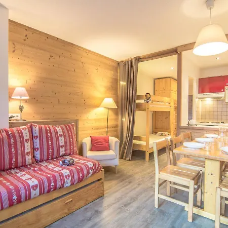 Apartment Apartment Le Curling A - Val Claret-2 By Interhome