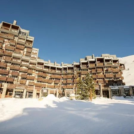 Apartment Apartment Le Curling A - Val Claret-2 By Interhome *